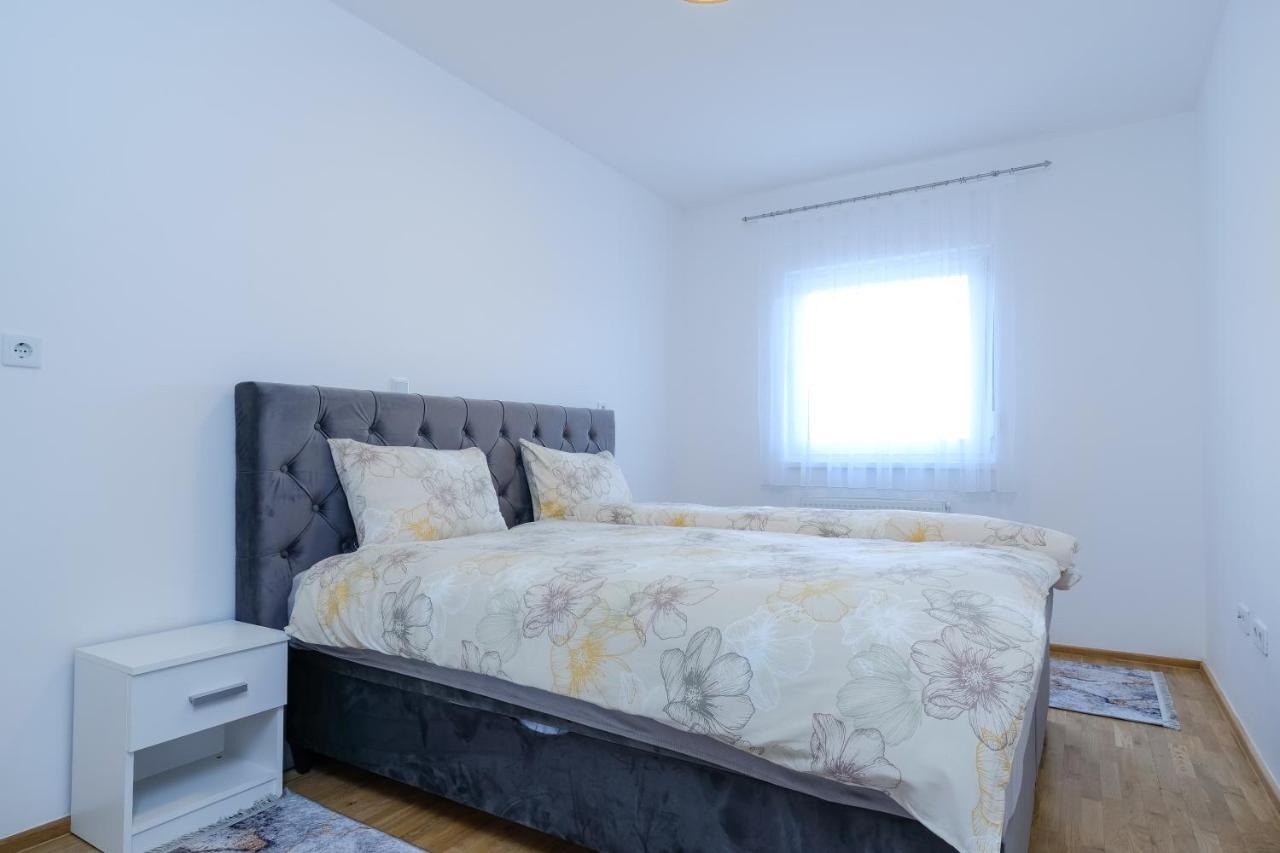 Sara Apartments Visoko Kültér fotó